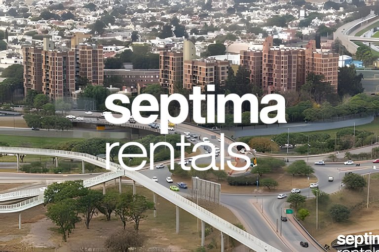 Amplia oficina comercial con acceso controlado